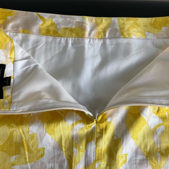 Banana Republic Sz 4 Pencil Skirt - Picture 4 of 11